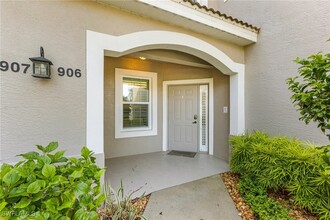 23601 Sandy Creek Terrace in Bonita Springs, FL - Building Photo - Building Photo