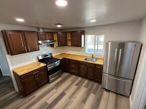 738 E Roeser Rd in Phoenix, AZ - Foto de edificio - Building Photo