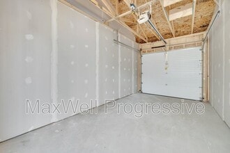 13516-13115 115 Ave NW in Edmonton, AB - Building Photo - Building Photo
