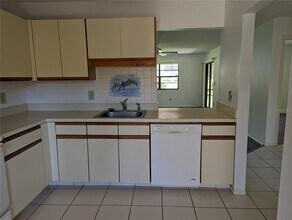 4023 Bluff Oak Ct in Palm Harbor, FL - Building Photo - Building Photo