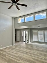 1906 Mountain Shadow Dr in Carlsbad, NM - Building Photo - Building Photo