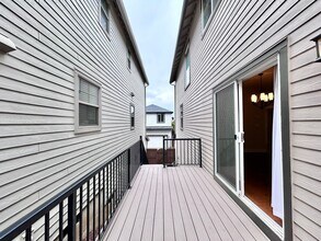29216 SW Costa Cir E in Wilsonville, OR - Building Photo - Building Photo