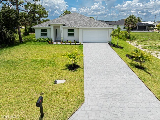 4155 NW 38th St in Cape Coral, FL - Building Photo - Building Photo