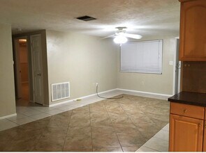 3415 Allandale Dr in Holiday, FL - Building Photo - Building Photo