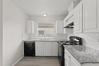 11703 Greenglen Dr in Houston, TX - Building Photo - Building Photo