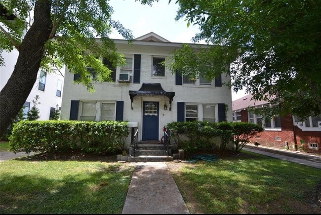 property at 1517 Bonnie Brae St
