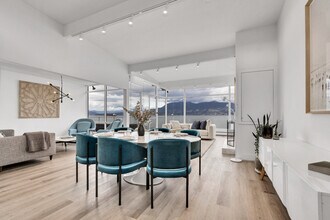 2595 Point Grey Rd in Vancouver, BC - Building Photo - Building Photo