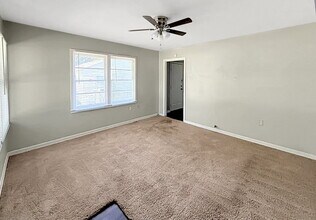 3828 Colcord Ave in Waco, TX - Foto de edificio - Building Photo