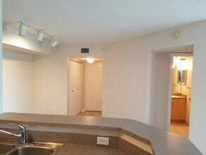 1105 Villa Cir in Boynton Beach, FL - Building Photo - Building Photo