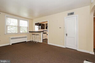 846 Windermere Ave in Drexel Hill, PA - Building Photo