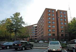 Foxwell Memorial Apartments in Baltimore, MD - Building Photo - Building Photo