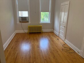 1732 N Wood St, Unit 1st Floor in Chicago, IL - Building Photo - Building Photo