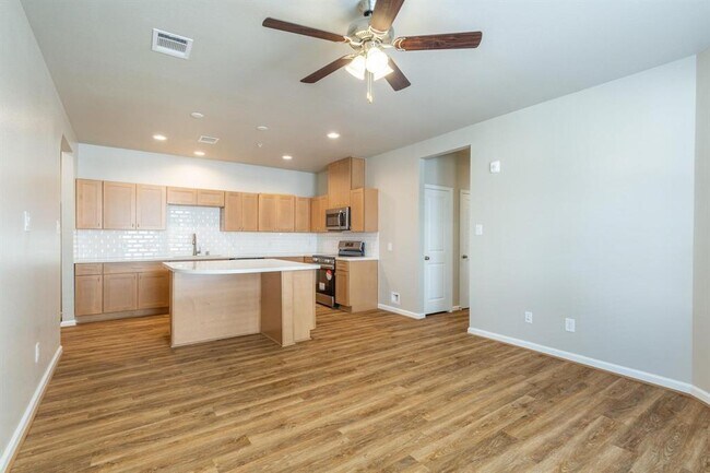 133 Park Place Cir in Waller, TX - Building Photo - Building Photo