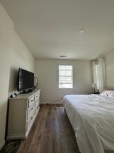 30321 Town Square Dr in Menifee, CA - Foto de edificio - Building Photo