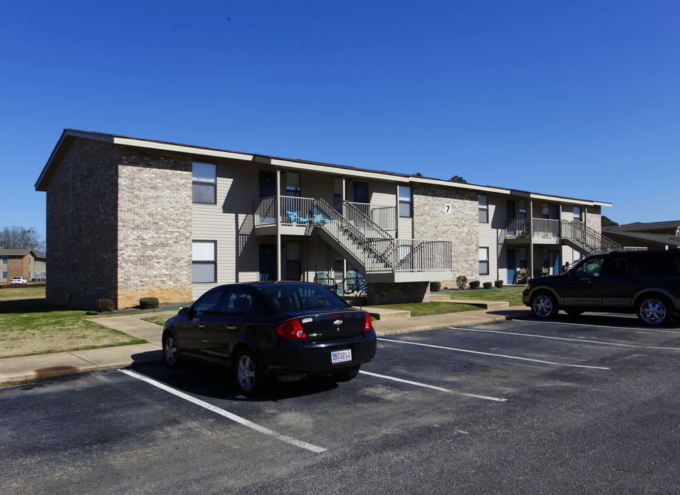 Saddlewood Apartments in Northport, AL - Foto de edificio