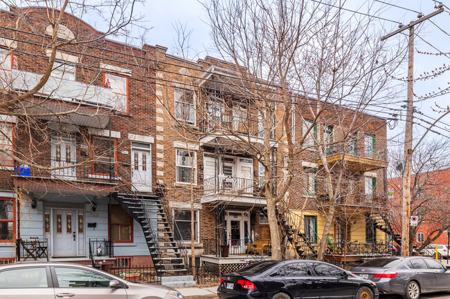 4807-4809 Des Érables Av in Montréal, QC - Building Photo - Primary Photo