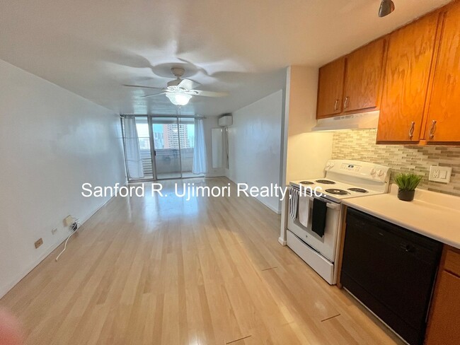 property at 1099 Ala Napunani St