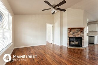 7517 Barnbrook Ln, Unit AUCMXP in Knoxville, TN - Foto de edificio - Building Photo