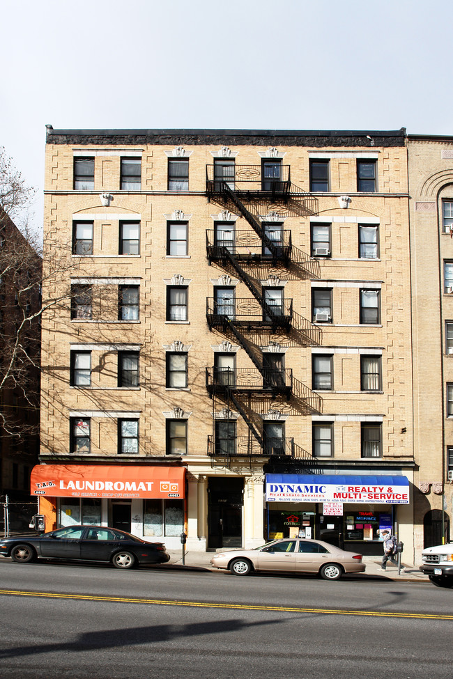 4441-4443 Broadway