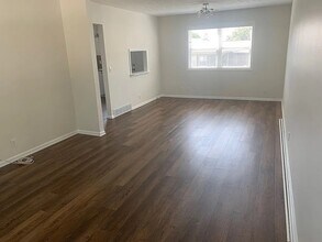 101 W 19th Ave, Unit 103 in Bellevue, NE - Building Photo - Building Photo