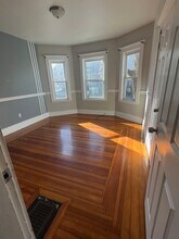 130 Armandine St, Unit 3 in Boston, MA - Building Photo - Building Photo