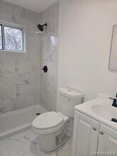 16 Russell St in Wyandanch, NY - Building Photo - Building Photo