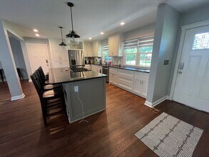 1012 Elmwood St in Norman, OK - Building Photo - Building Photo