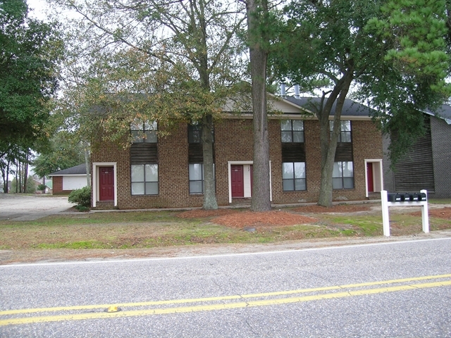 1940 Gion St in Sumter, SC - Foto de edificio