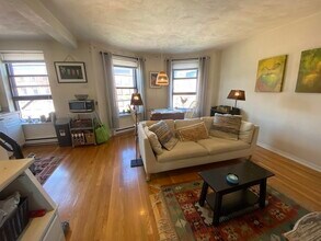 667 Massachusetts Ave in Boston, MA - Building Photo - Building Photo