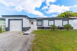 20823 SW 126th Ct in Miami, FL - Building Photo - Building Photo