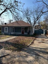 1614 N Woods St in Sherman, TX - Building Photo