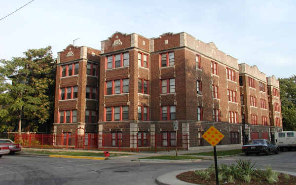 5502-5504 W Congress Pky in Chicago, IL - Building Photo