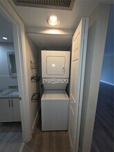 1401 SW 128th Terrace in Pembroke Pines, FL - Building Photo - Building Photo