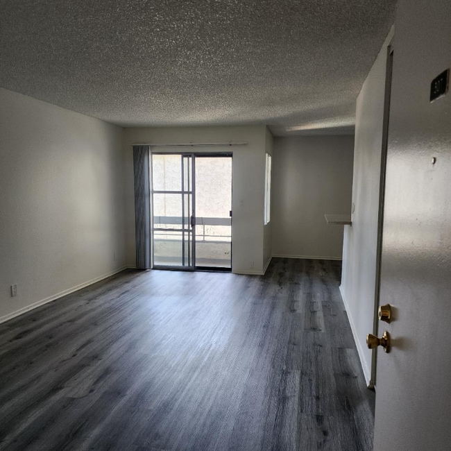 property at 4424 Woodman Ave