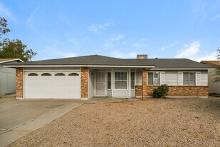 238 E Houston Ave, Unit 1 in Gilbert, AZ - Building Photo