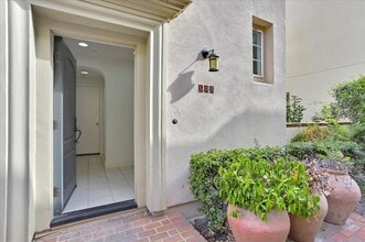 593 Pistache Terrace in Fremont, CA - Foto de edificio - Building Photo