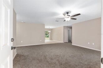 5587 NW 62nd Ave in Ocala, FL - Building Photo - Building Photo