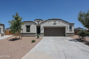 31041 W Avalon Cir in Buckeye, AZ - Building Photo