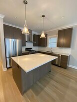 3347 N Kenmore Ave, Unit 3S in Chicago, IL - Building Photo