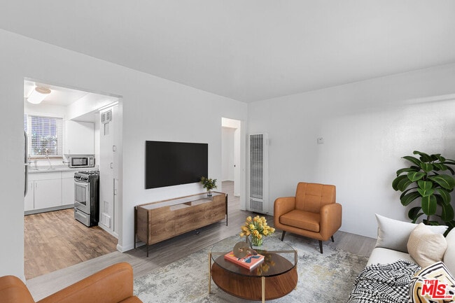 property at 717 Ocean Front Walk