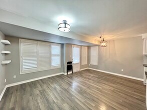 62 Daylily Ln in Kitchener, ON - Building Photo - Building Photo