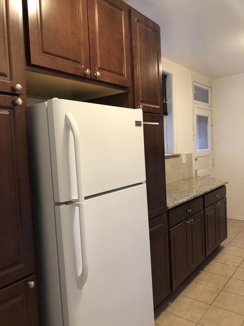 2300 W Sunnyside Ave-Unit -2E in Chicago, IL - Building Photo - Building Photo