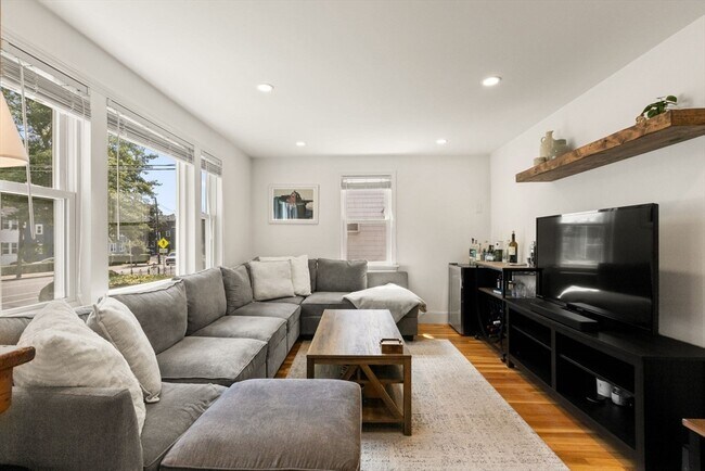 177 Faneuil St in Boston, MA - Building Photo - Building Photo