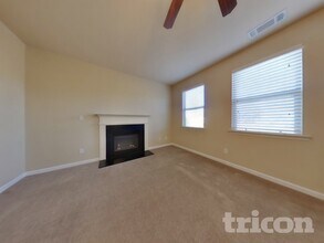 266 Creek View Ln in Acworth, GA - Building Photo - Building Photo