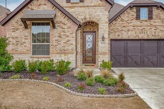 5112 Pavilion Wy in Aubrey, TX - Building Photo - Building Photo