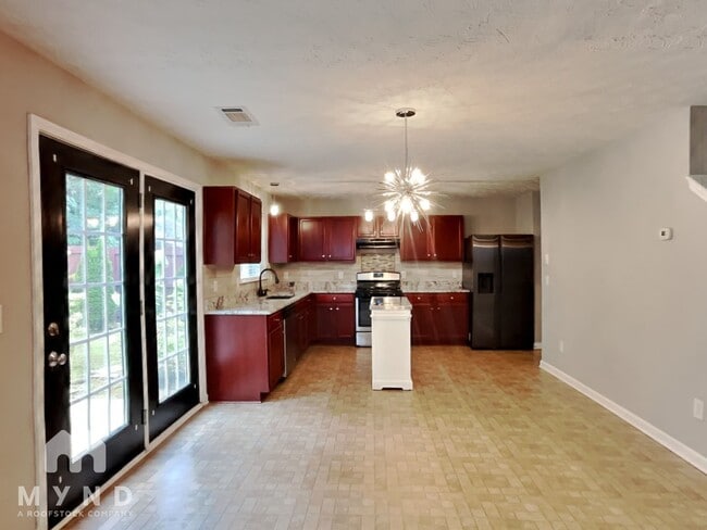 2260 Valley Creek Dr in Lithia Springs, GA - Building Photo - Building Photo