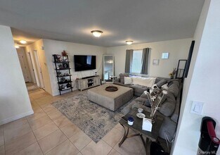 518 E Penn St in Long Beach, NY - Building Photo - Building Photo