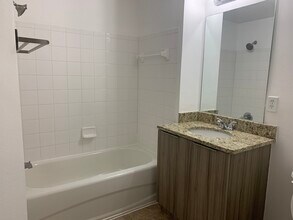 3508 Windy Walk Way, Unit 6306 in Orlando, FL - Foto de edificio - Building Photo