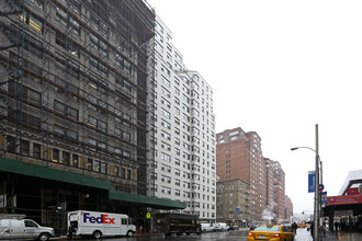 The Cambridge House in New York, NY - Building Photo - Building Photo