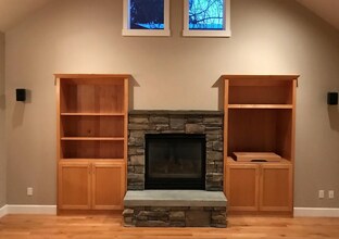 1434 NW John Fremont St in Bend, OR - Building Photo - Building Photo